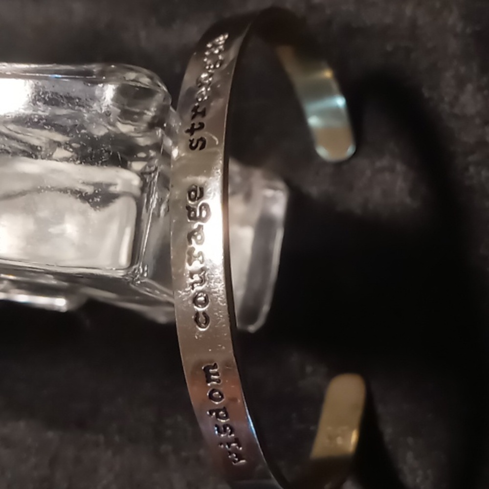 Mima & oly Inspirational cuff bracelet wisdom, courage alpaca silver and brass.